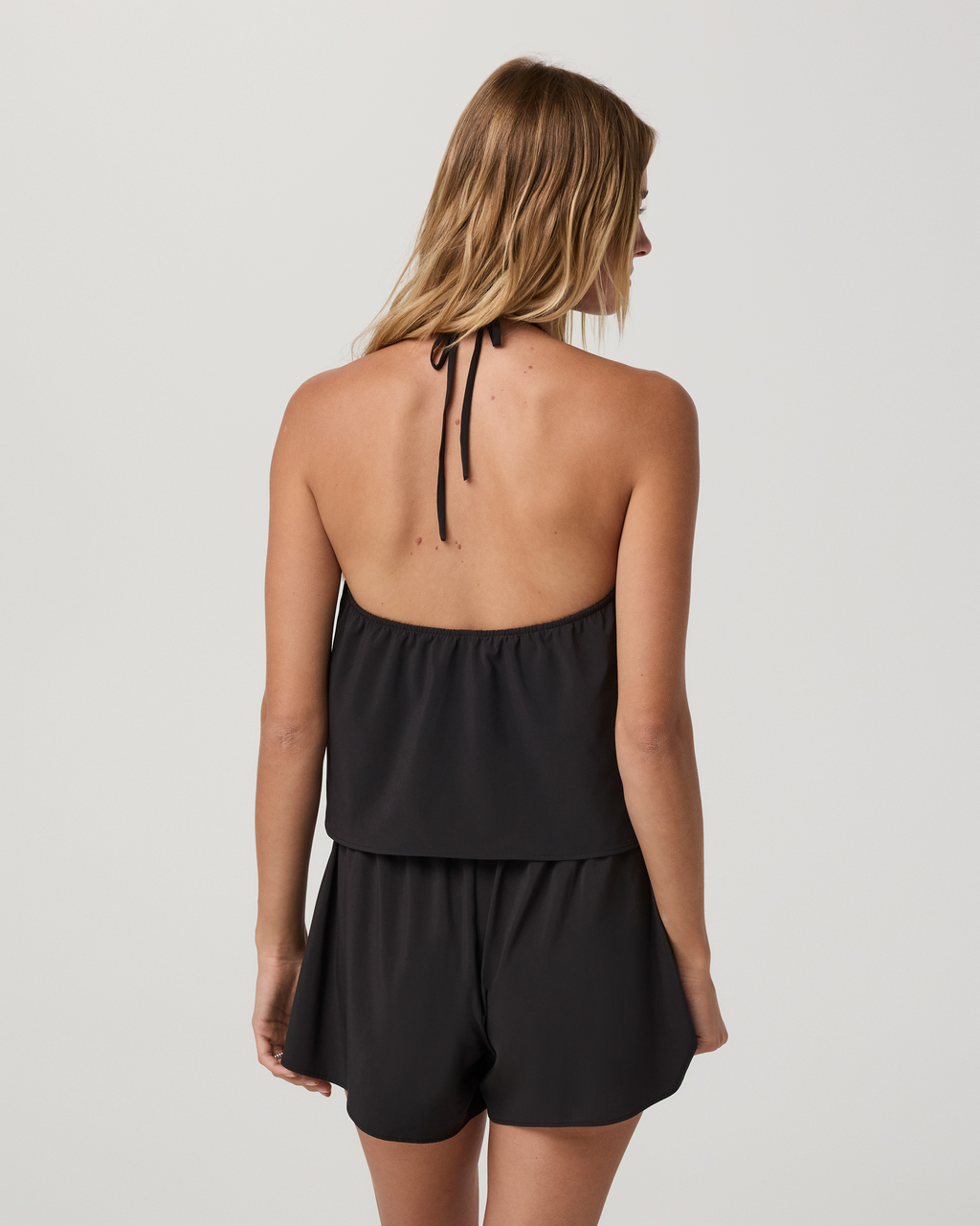 Villa Shoreline Halter Top | Black