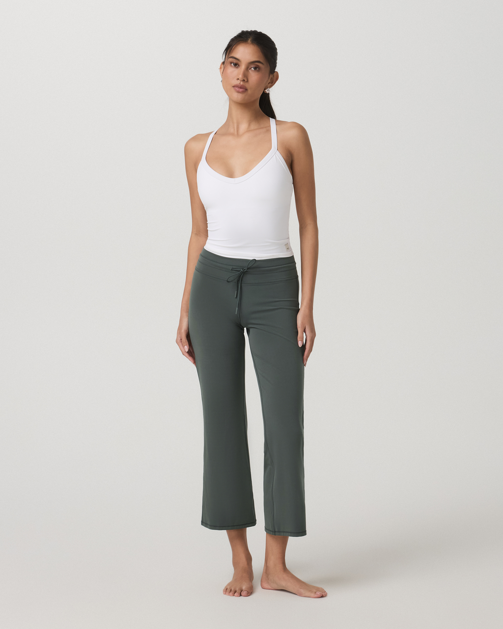 Vuori AllTheForm™ V Neck Tank | White