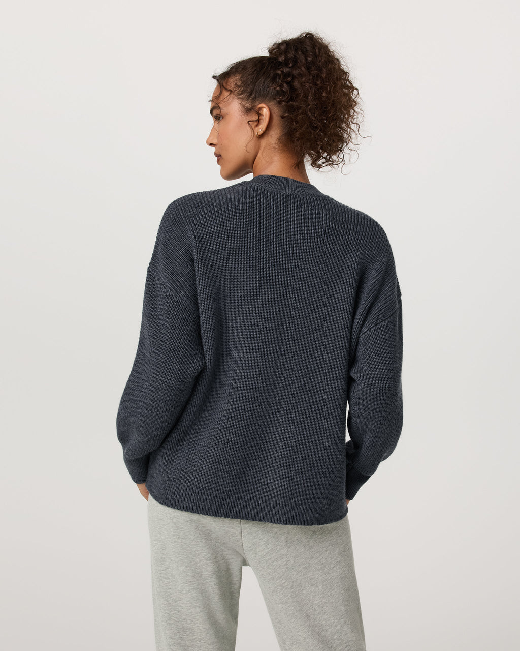 Alps Classic Crew Sweater | Charcoal