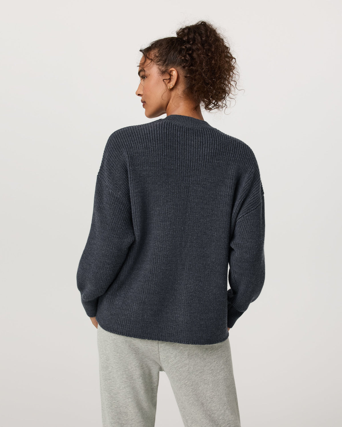 Alps Classic Crew Sweater | Charcoal