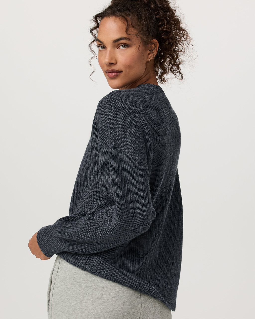Alps Classic Crew Sweater | Charcoal