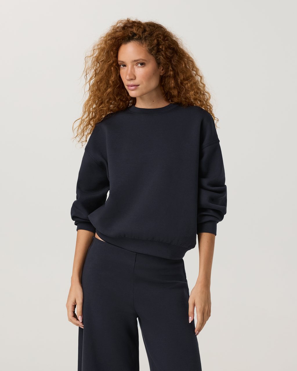 Womens Vuori Galaxy Crew | Black