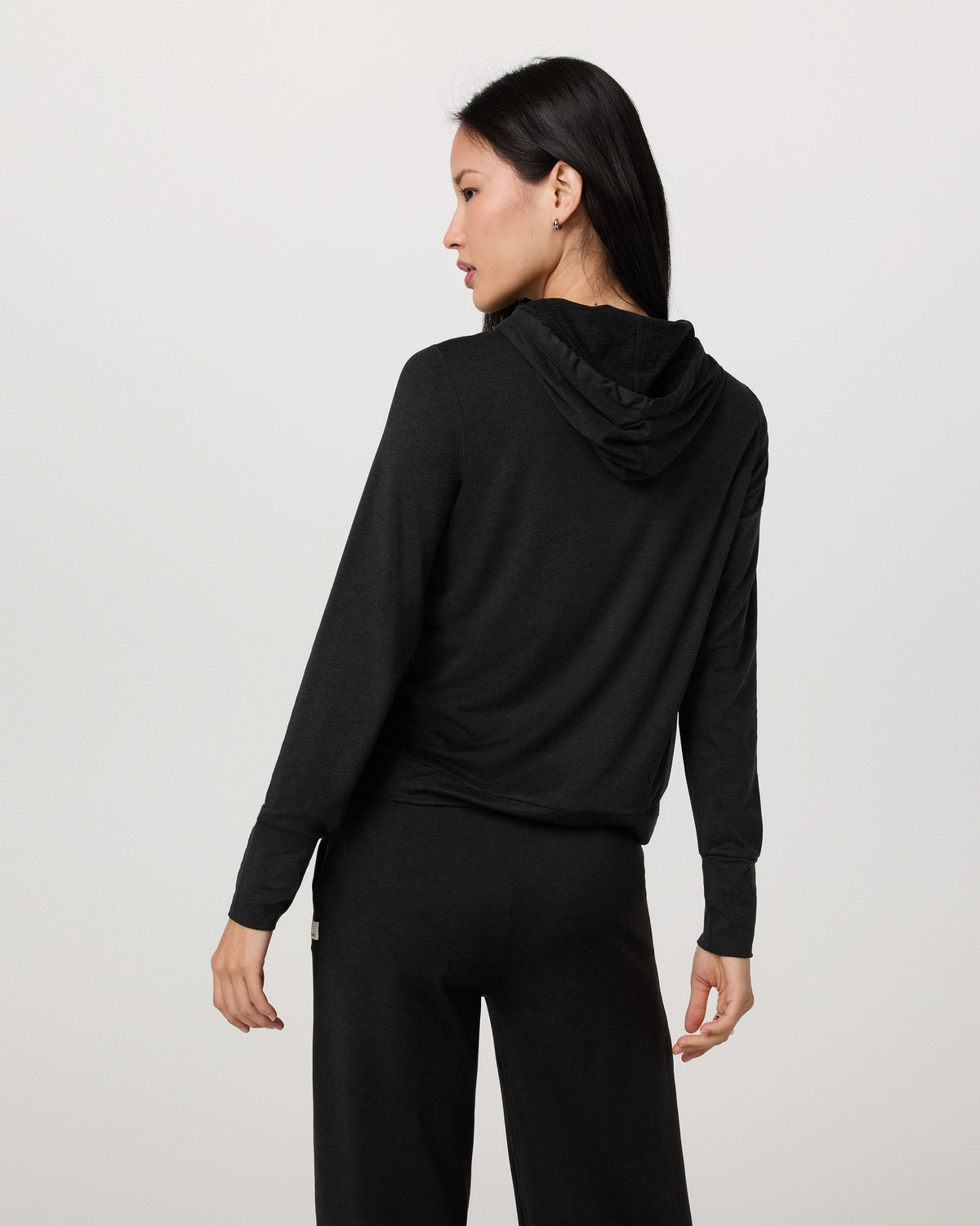 Halo Essential Hoodie | Black Heather