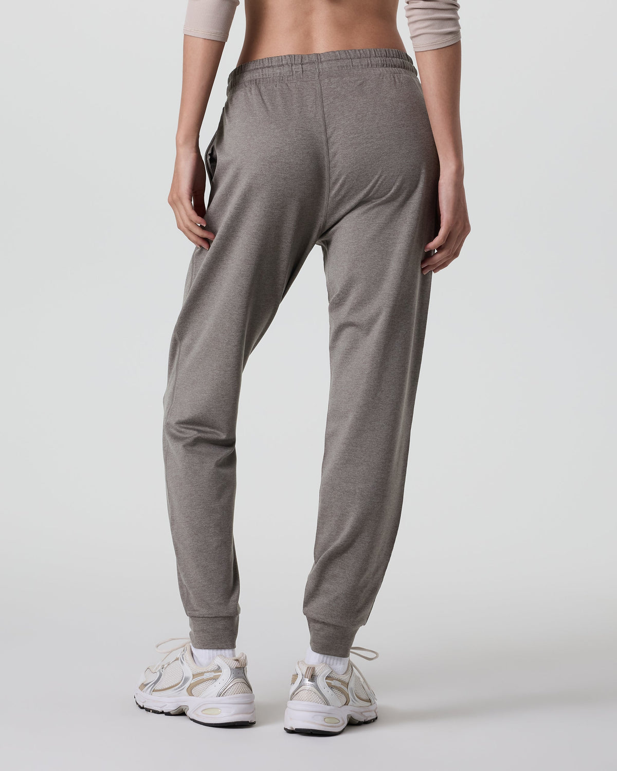 Performance Jogger | Chia Heather