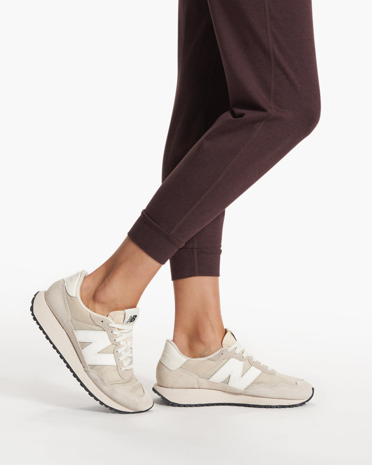 Performance Jogger | Mahogany Heather