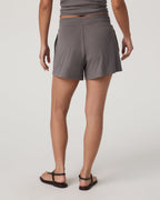 Pose Short | Chia