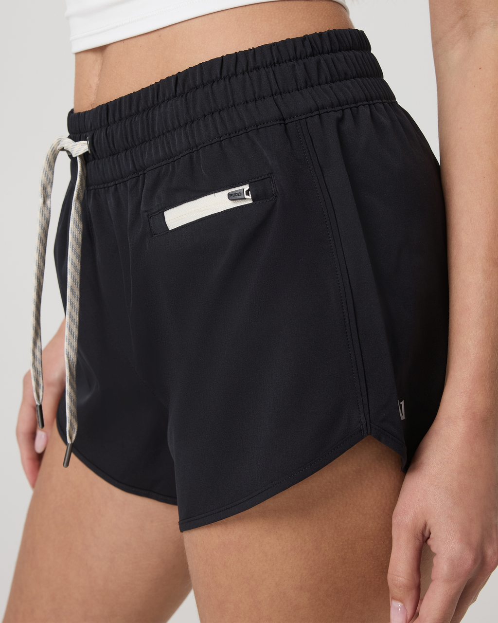 Clementine 2.0 Short 4 | Black