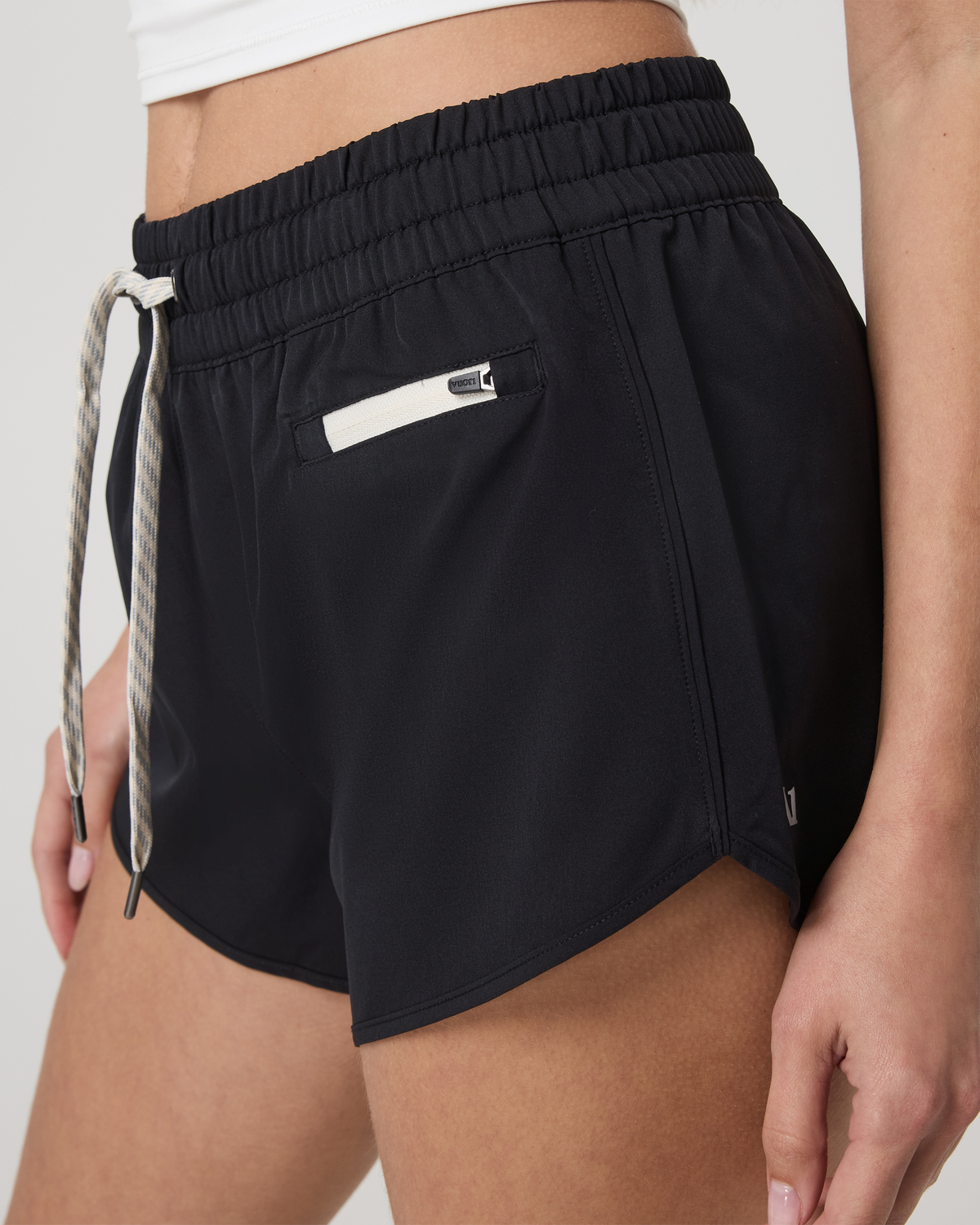 Clementine 2.0 Short 4 | Black