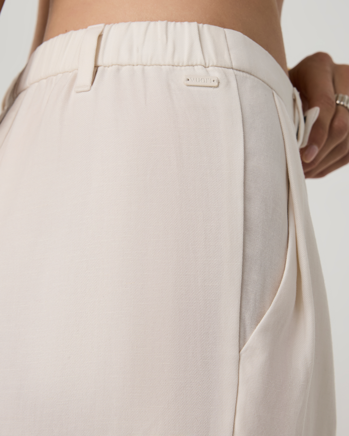 Trestles Low Slung Trouser Short | Natural