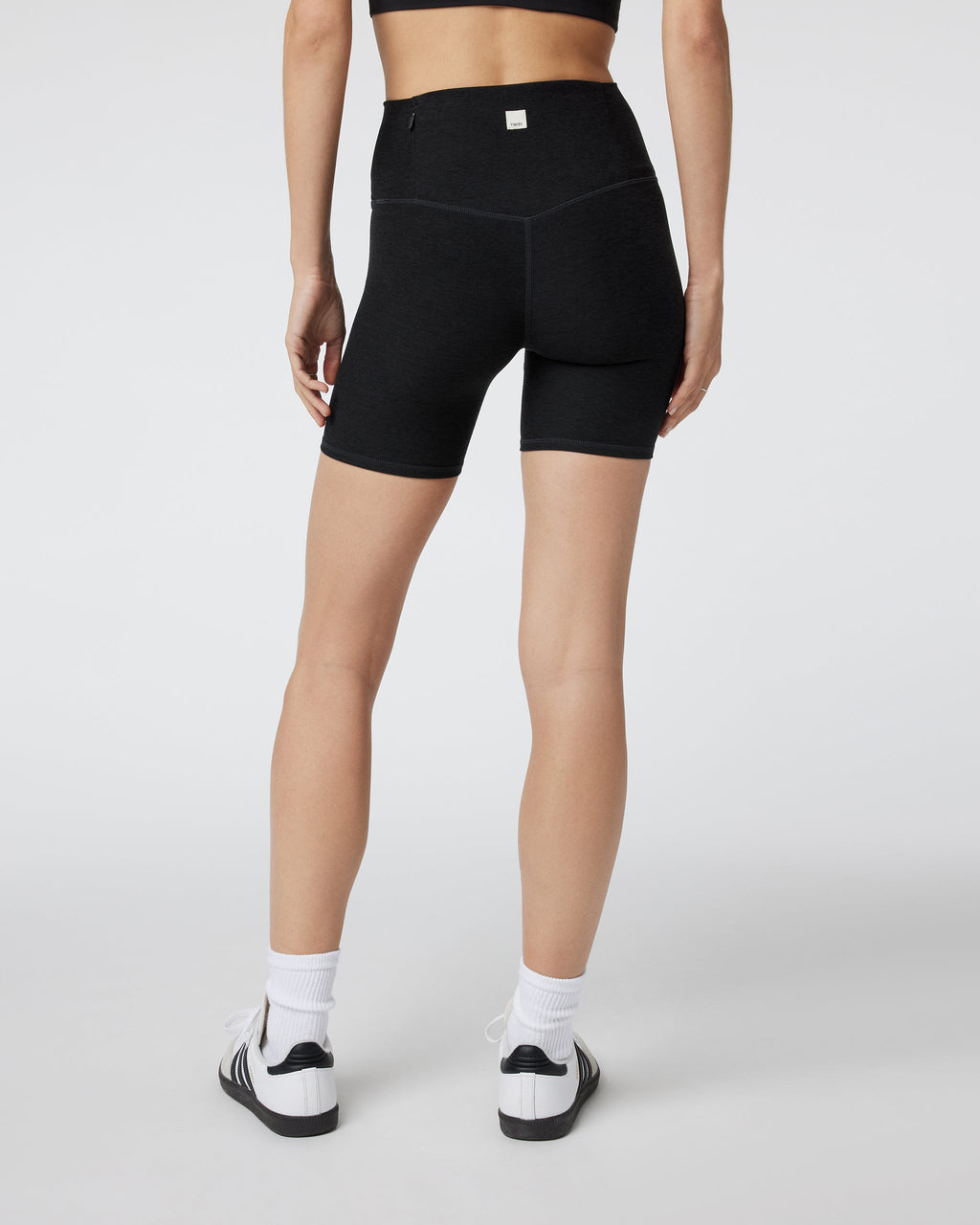 Clean Elevation Shorty 6 | Black Heather