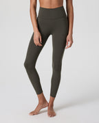 Vuori AllTheFeels™ Legging - Short | Kale