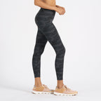 Clean Elevation Legging | Black Camo V1