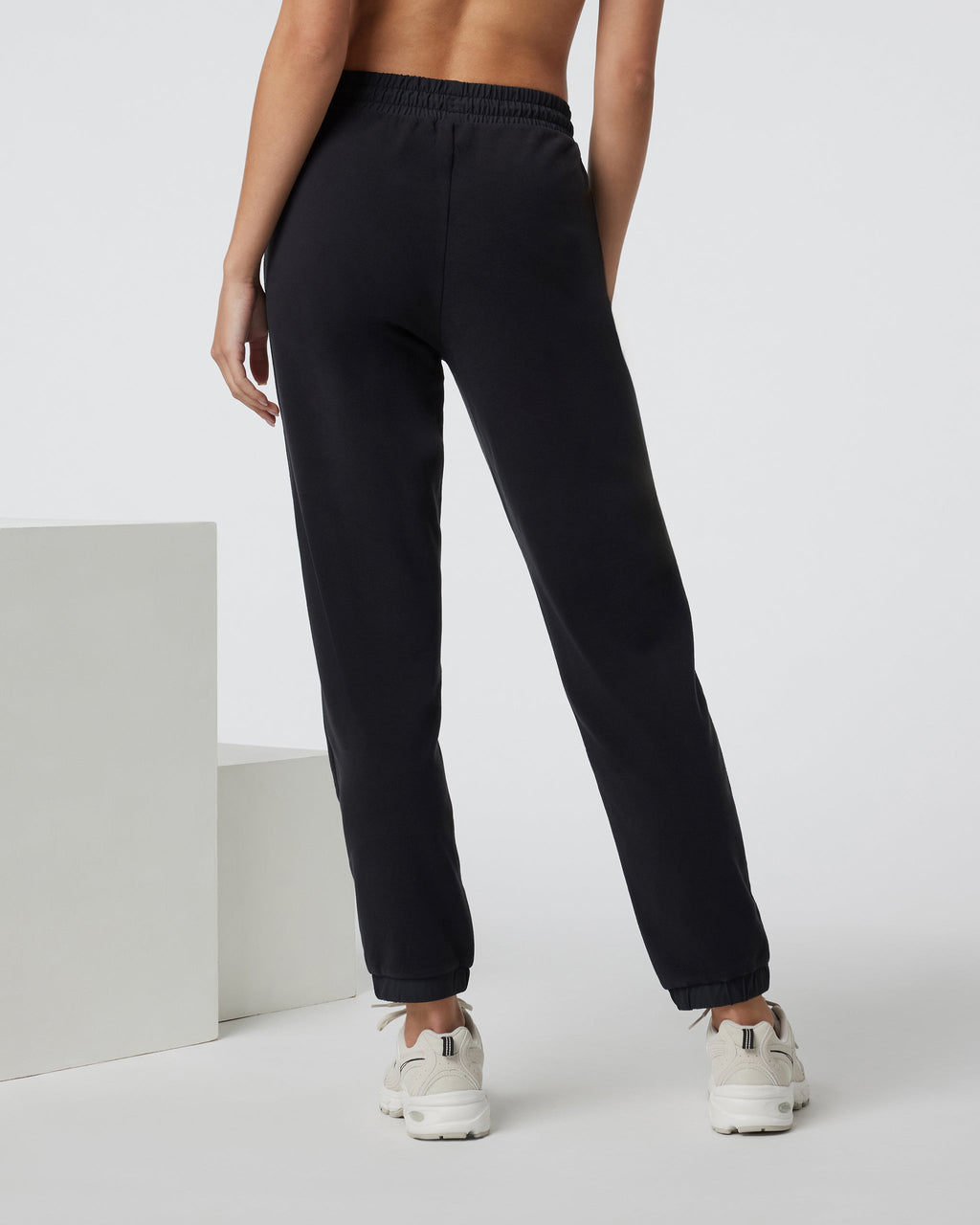 Womens Aspen Jogger | Black