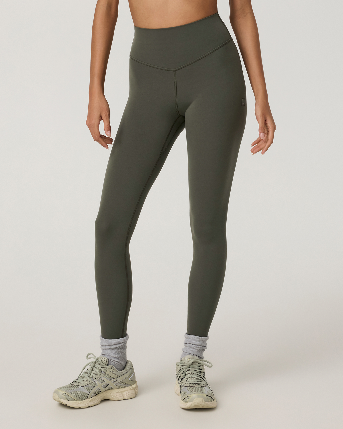 Vuori AllTheForm™ Legging | Army