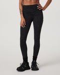 Vuori AllTheForm™ Legging | Black Blurred Torrent