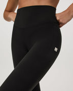Vuori AllTheForm™ Pocket Legging | Black