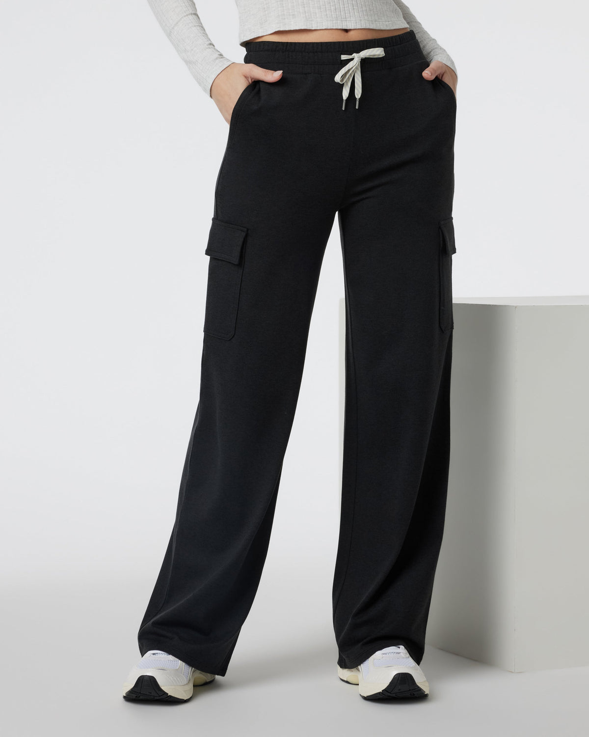 Halo Essential Cargo Wideleg | Black Heather