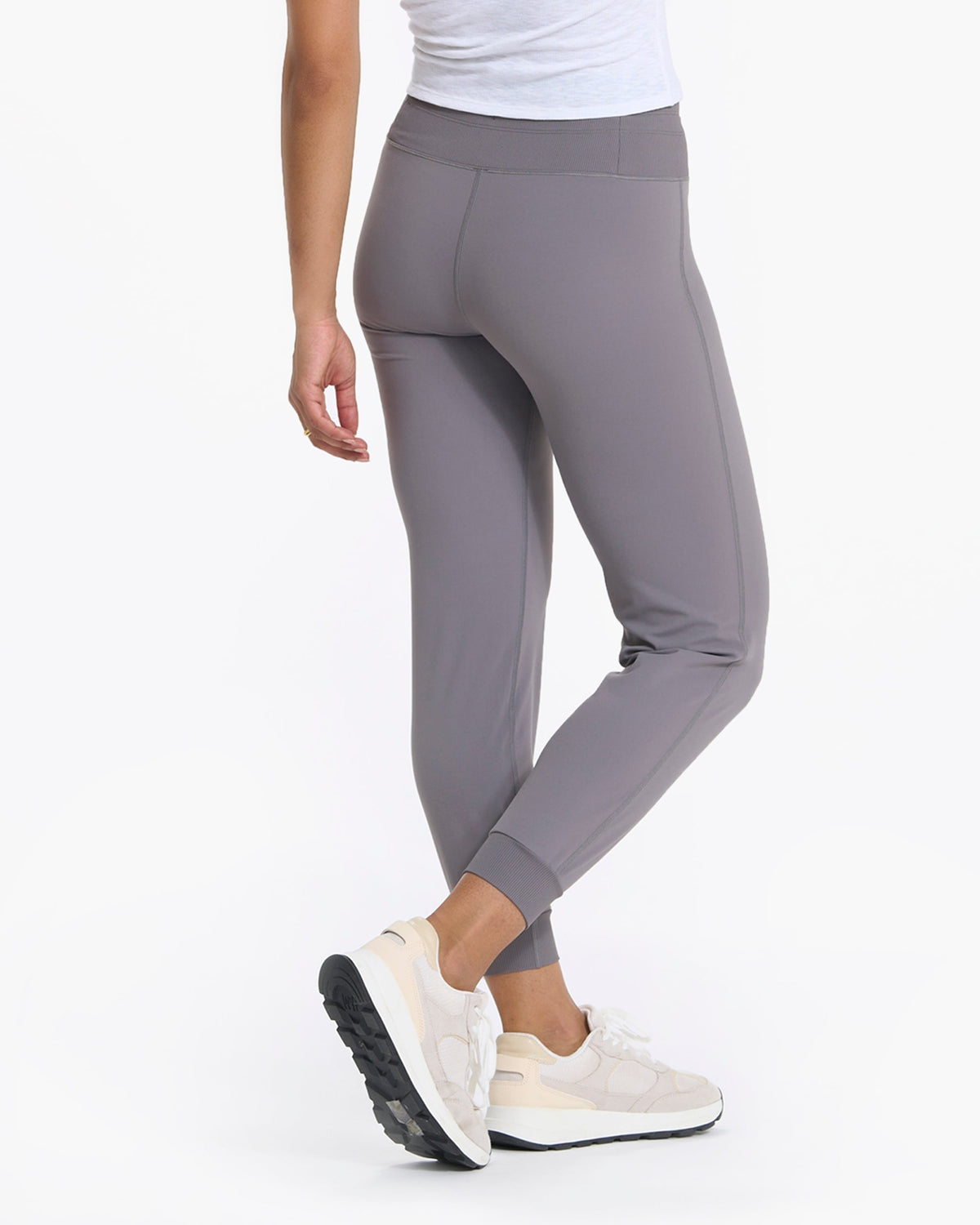 Daily Jogger | Smoke