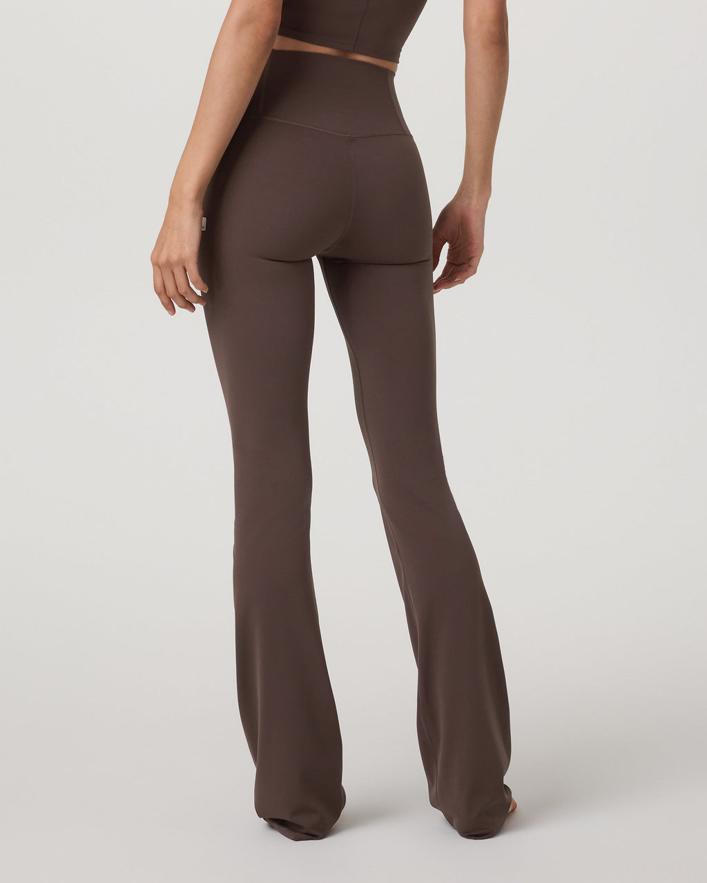 Vuori AllTheFeels™ Slim Flare | Java
