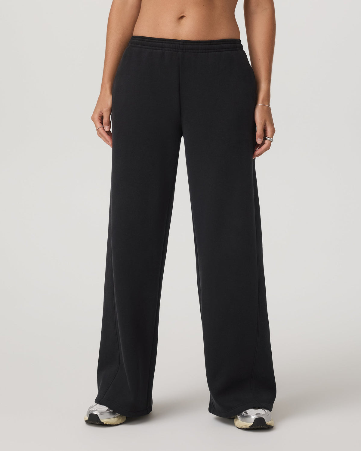 Restore Ultra Wideleg Sweatpant | Washed Black