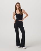 Vuori AllTheForm™ Flare | Black
