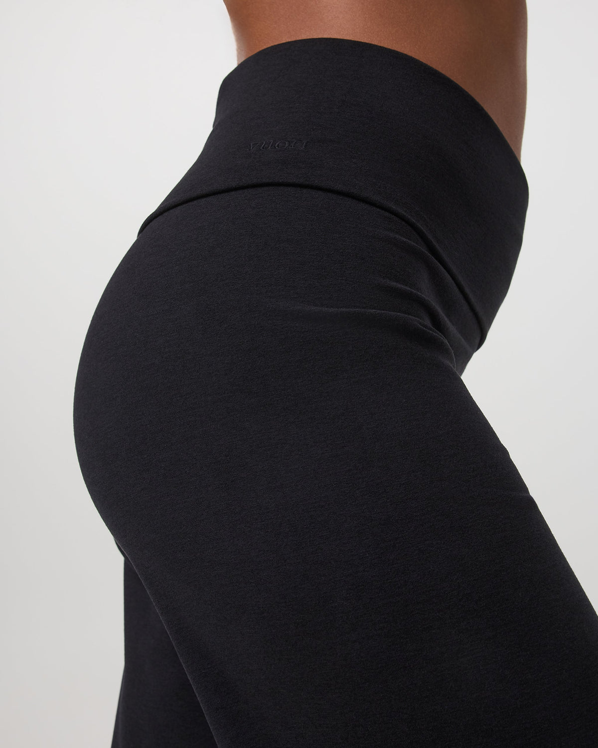 Granite Foldover Straight Leg | Black Heather