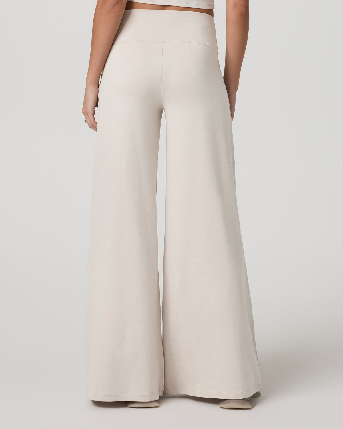 Halo Easy Wideleg Pant - Short | Ecru Heather