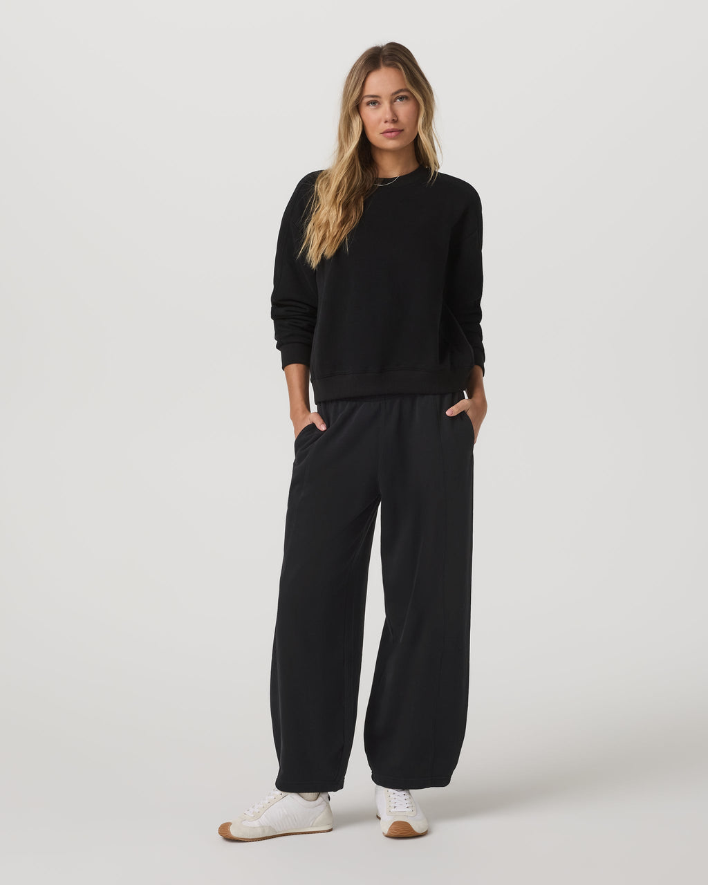 Sedona Barrel Crop Sweatpant | Black