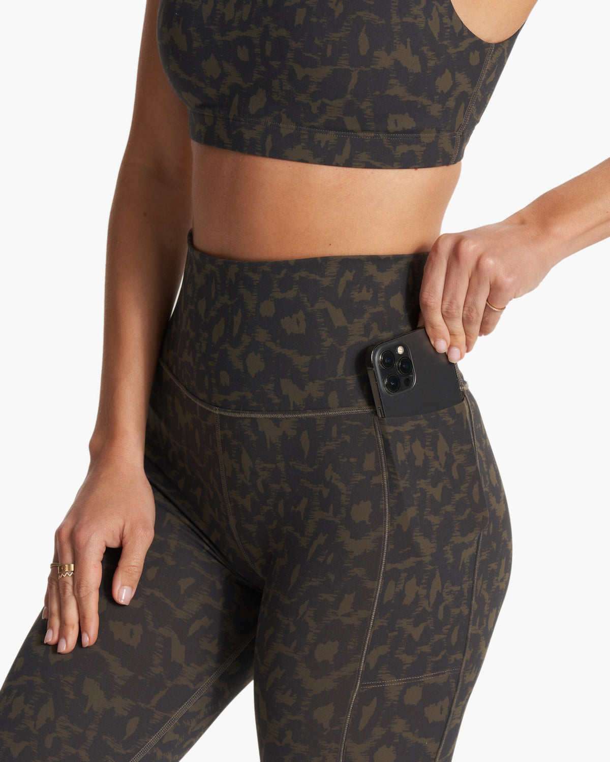 Studio Pocket Legging | Cocoa Spots