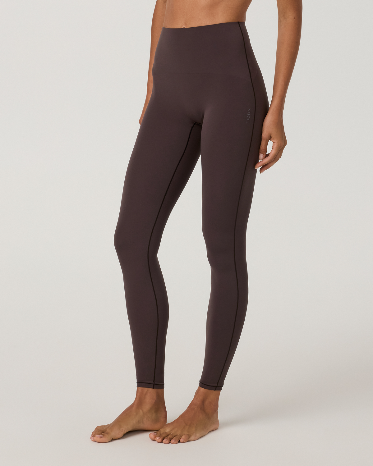 FormRefined Legging- Short | French Roast