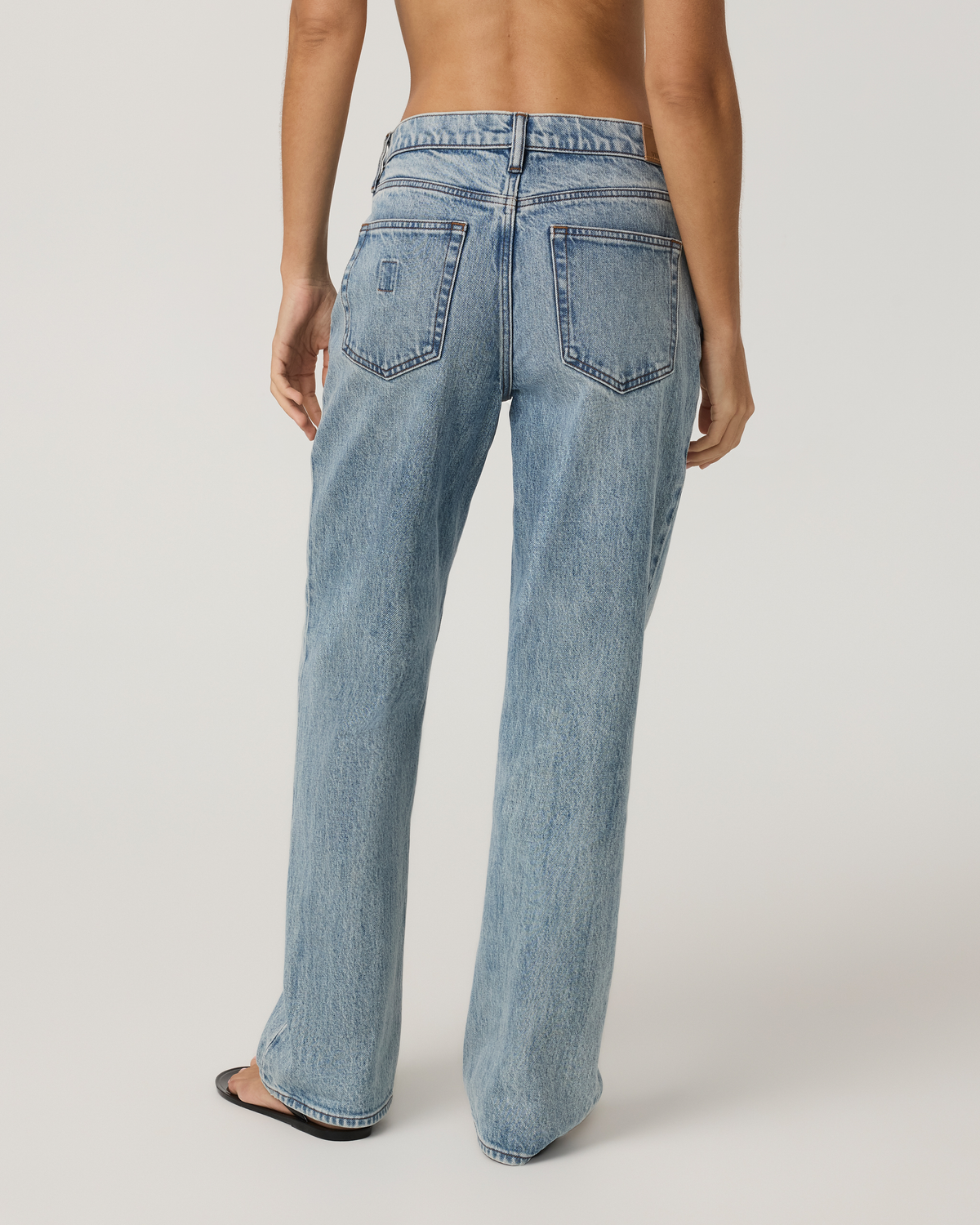 Womens Vuori Vintage Straight Leg Jean 30 | Light Wash Indigo Denim