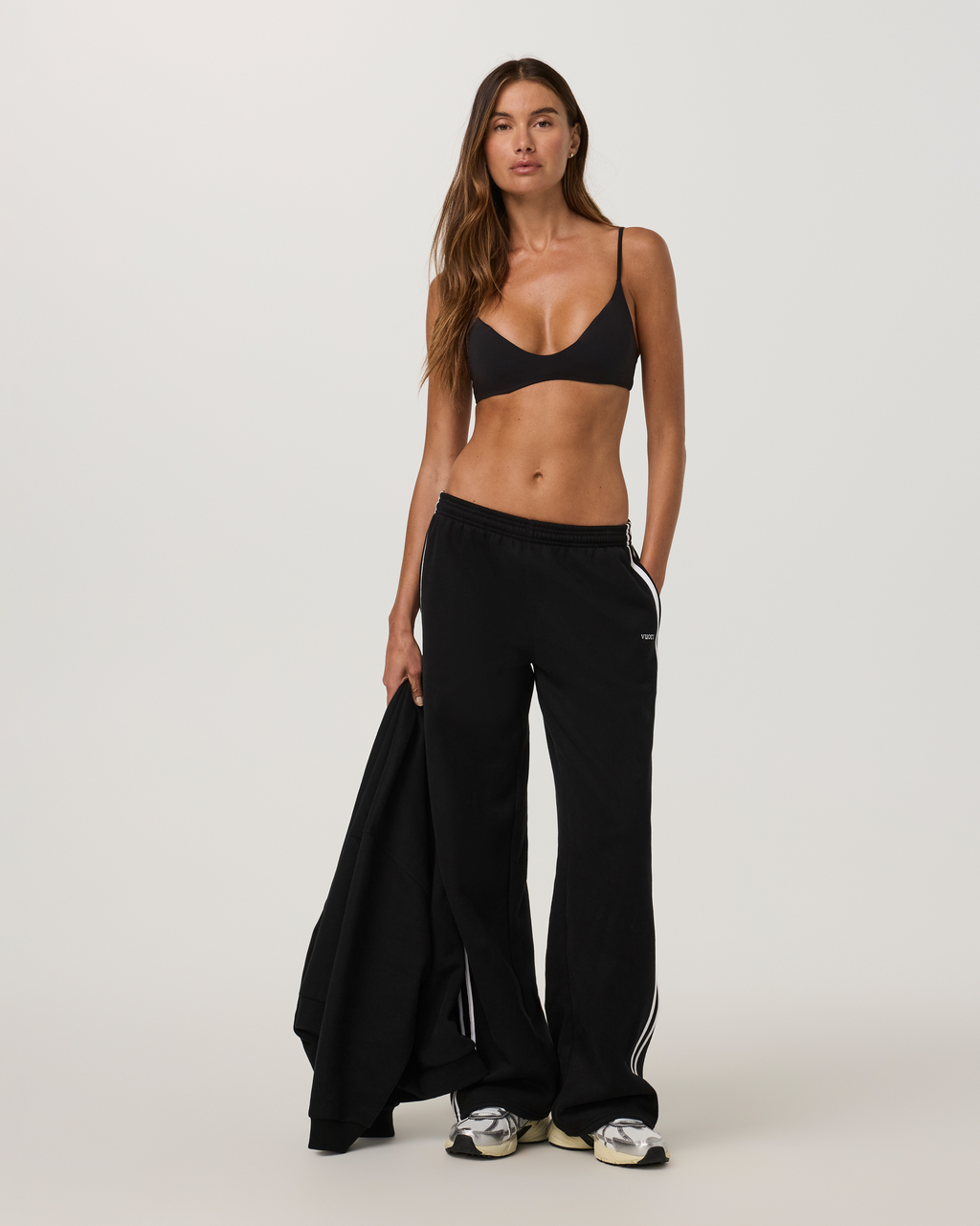 Restore Straight Leg Track Sweatpant | Black