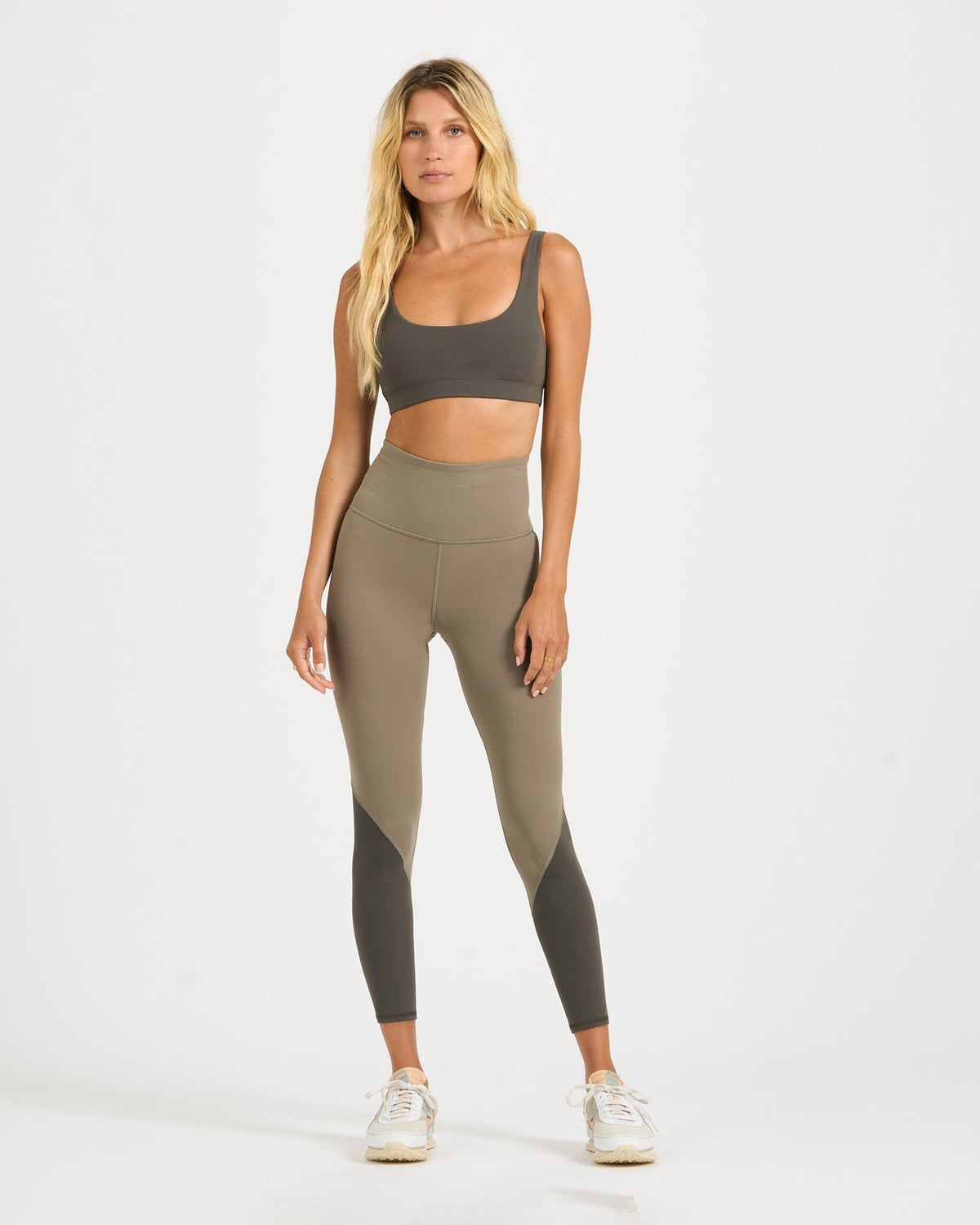 Colorblock Studio Legging | Light Oregano