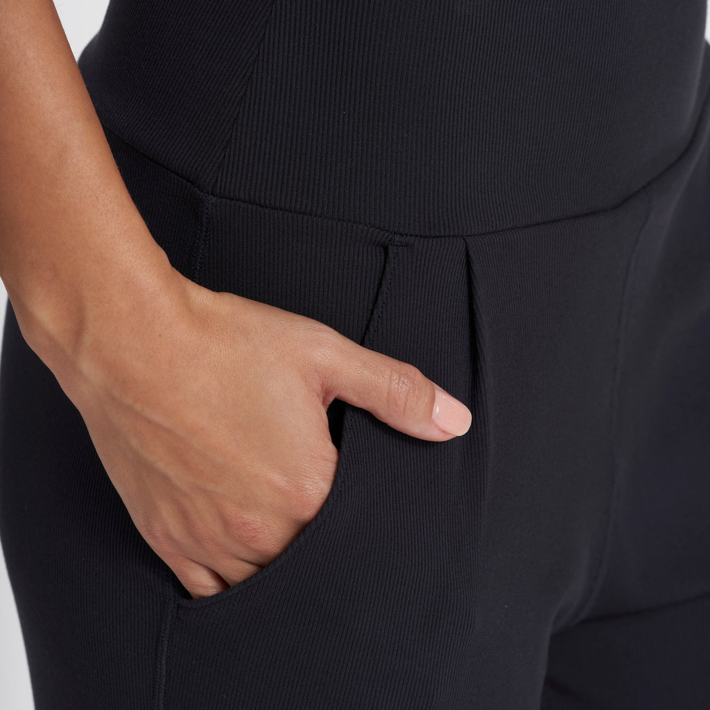 Pose At Ease Pant | Black