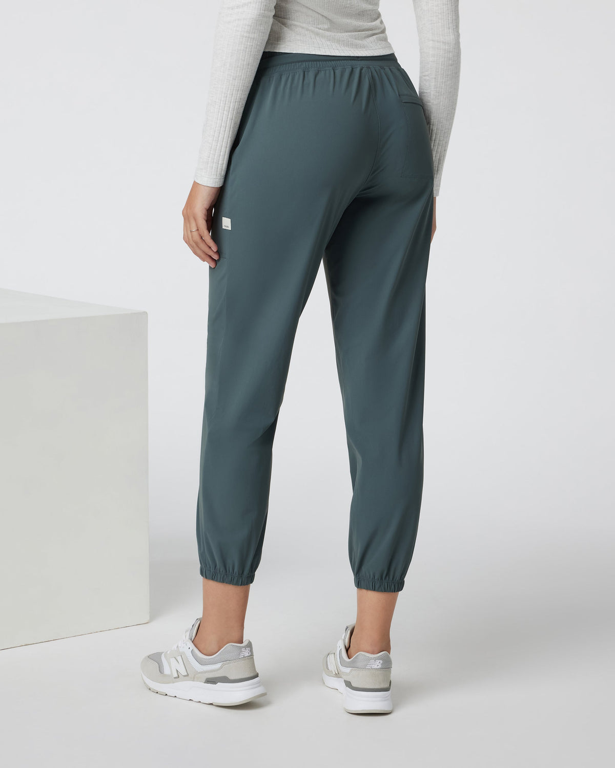 Miles Jogger | Smoked Beryl