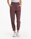 Villa Jogger | Chestnut