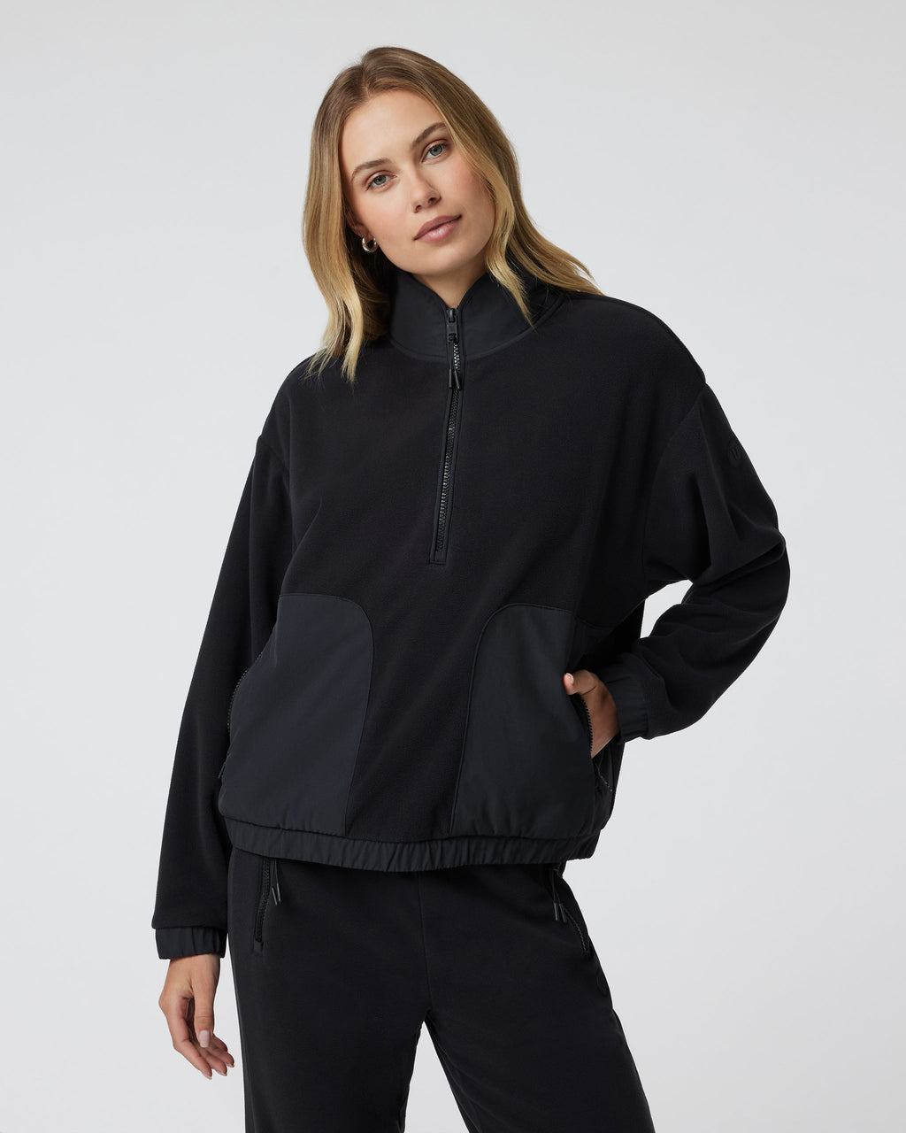 Womens Aspen Half Zip | Black