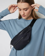 Vuori Sling | Black