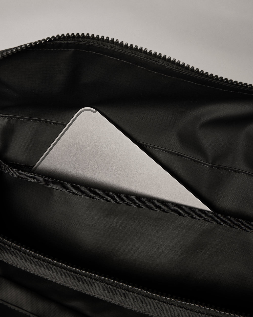 Wayward Utility Weekender Bag | Black